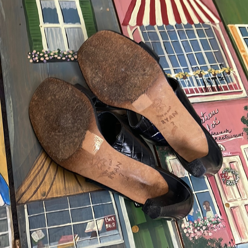 Brighton “Ryan” black leather sandals - Picture 6 of 11